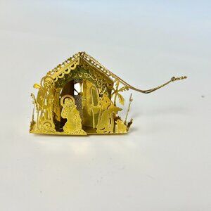 Vintage Christmas Ornament Nativity Manger Scene Holy Family Gold Filigree 3D
